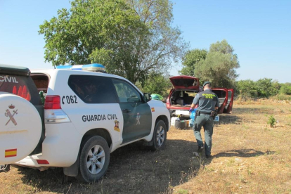 La Guardia Civil localizó al hombre con veneno para matar indiscriminadamente animales silvestres.