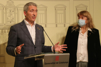 Los consejeros|consellers Cambray y Garriga han comparecido después de saberse la decisión del Supremo.