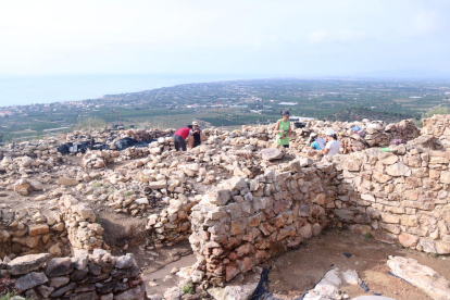 Pla general de les excavacions arqueològiques al jaciment de Sant Jaume-Mas d'en Serrà.