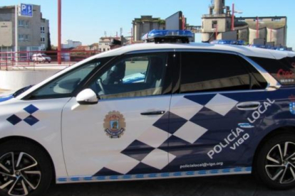 Imatge d'arxiu d'un vehicle de la Policia Local de Vigo.