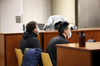 Imatge dels acusats durant el judici.
