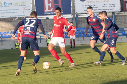 El Nàstic va perdre el partit d'anada per la mínima després d'un gol de Boris al refús d'un penal.