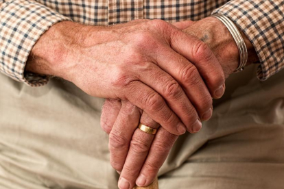 L'artritis reumatoide és una enfermetat més comuna en gent gran.