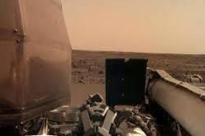 La sonda InSight, en la superficie de Marte (Foto: NASA)