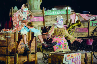 El festival inclou espectacles de circ, titelles, teatre i concerts.