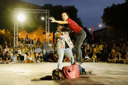Imatge d'un espectacle del Danseu Festival a Les Piles.