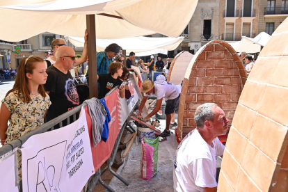 Imatge de la Plaça Mercadal durant la realització del concurs.