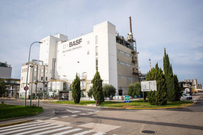 Una imagen de las instalaciones de BASF en la Canonja.