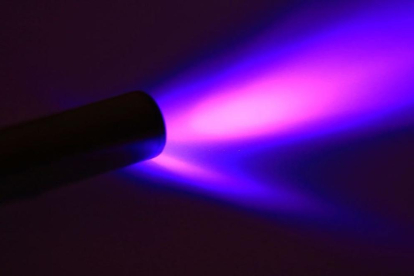 Imagen de una luz ultravioleta.