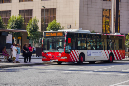 Imatge d'arxiu d'un autobús urbà a Tarragona.