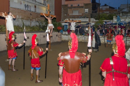 La imatge de Jesús mort a la creu en la Crucifixió és una de les imatges més potents de la Passió de Constantí.