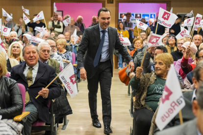 La Sala Santa Lucía se llenó para escuchar a Rubio.