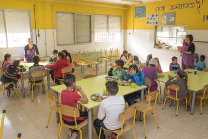 Imatge del menjador escolar del col·legi Centcelles de Constantí.