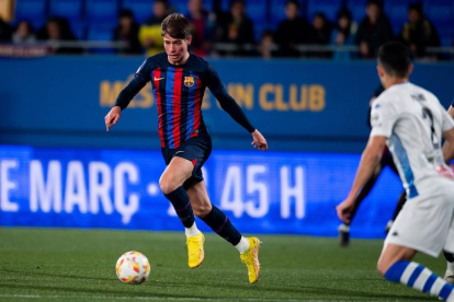 Estanis Pedrola durante un partido esta temporada con el Barça Atlètic.