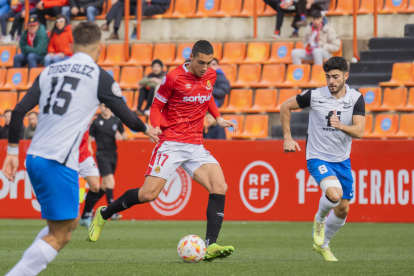 Pablo Fernández durant l'últim partit que va disputar al Nou Estadi Costa Daurada.