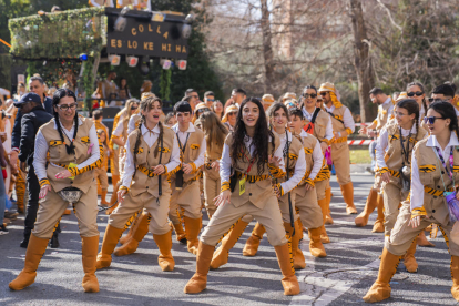 Superhéroes, los Picapedra y el mundo 'steampunk' conviven al Carnaval de Reus