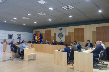 La sessió plenària es va celebrar ahir a l'Ajuntament de Salou.