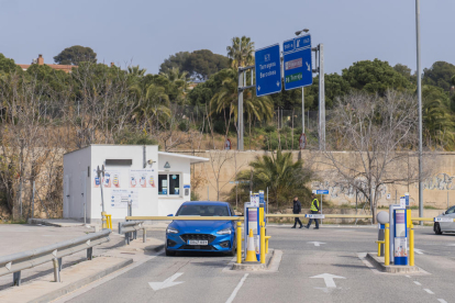 Interparking és l'empresa que gestiona el servei d'aparcament al Campus Catalunya de la URV.