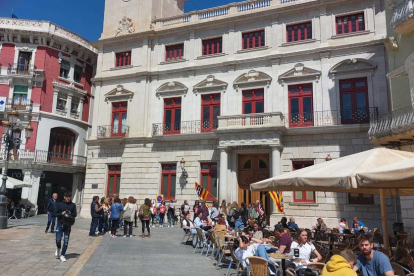 Imatge de la protesta de CCOO per no apujar els salaris acordats.