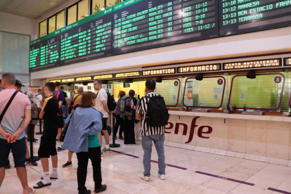 Punts d'informació als usuaris de Renfe.