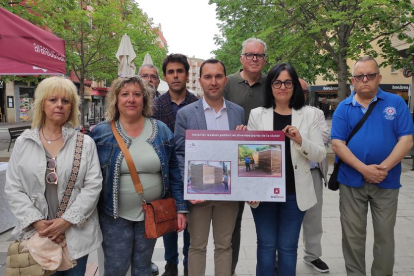 Daniel Rubio tras presentar una nueva propuesta para colocar aseos públicos en Reus.