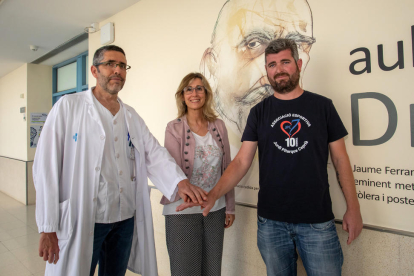 La Asociación Deportiva Jordi Pitarque y la Fundación Doctor Ferran colaborarán con el Virgen de la Cinta en la investigación