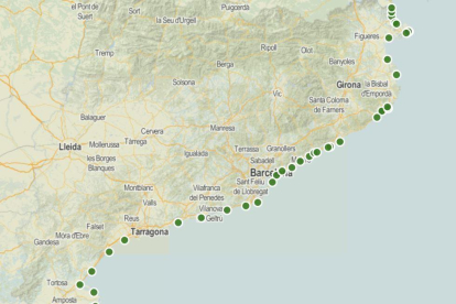 Mapa de les platges per a gossos a Catalunya durant l'estiu 2023.