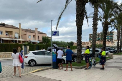 El sistema d'estacionament regulat a l'Hospitalet starà actiu del 15 de juny fins al 15 de setembre.