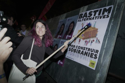 La formación independentista procedió al encartelado tradicional en primera torta de la Rambla Nova.