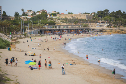 Una imatge d'arxiu de la platja del Miracle de Tarragona.