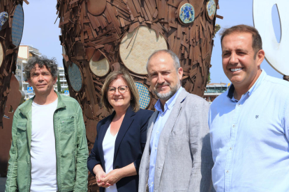 Els caps de llista d'ECP, ERC, Junts i PSC durant la presentació del pacte de govern l'1 de juny.