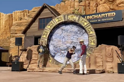 Imagen del espectáculo inaugural de la atracción Uncharted de PortAventura.