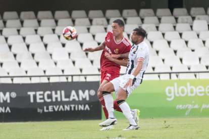 Pablo Fernández ha sido uno de los goleadores en el partido contra el Castellón.