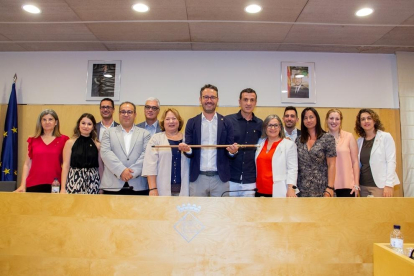 Imatge del nou equip de govern de l'Ajuntament de Vila-seca encapçalat per l'alcalde Pere Segura.