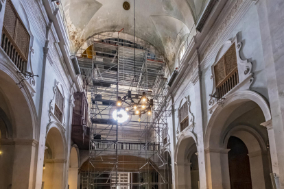 Paralelamente a las obras, se está realizando una monitorización exhaustiva de la iglesia de Constantí.