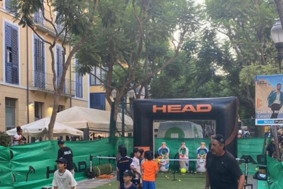 Imagen de archivo de la actividad 'Pádel en la calle' llevada a cabo en otro municipio.