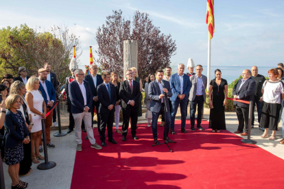 Rubén Viñuales ha presidit l'ofrena floral al monument de Rafael Casanova.