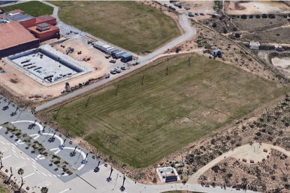 Imagen aérea del campo de rugby de l'Anella Mediterrània.