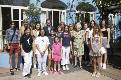 El alcalde de Tarragona con las Teclas que han acudir a la tradicional comida.