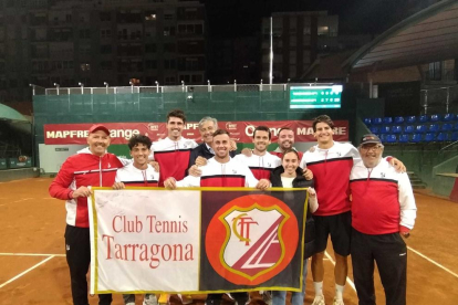 El Club Tennis Tarragona completa un cap de setmana d'èxits amb un ascens i una permanència