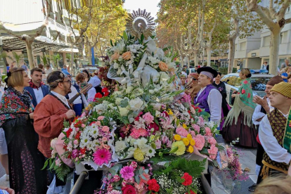 Imatge de l'homenatge a la Verge del Pilar a Salou.