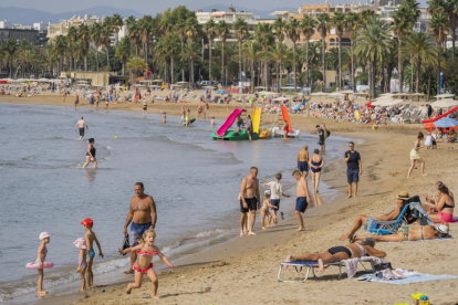 Imatge d'arxiu de la platja de Llevant de Salou.