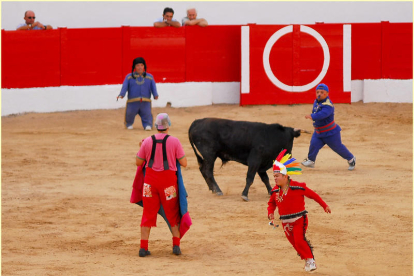 Celebración de un espectáculo “El Bombero Torero” en Melilla,