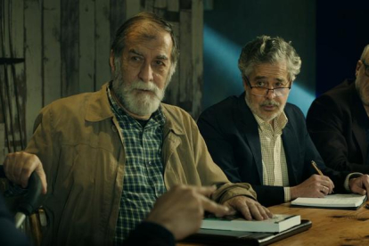 Desiderio (Ramón Barea), Isidro (Carlos Iglesias) y Arturo (Roberto Álvarez) a 'Abuelos'.