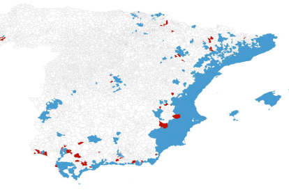 El mapa de la expansión del mosquito tigre y los 70 municipios en los que se ha localizado este año.