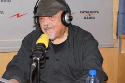 Imatge d'arxiu de Jordi Vila en una entrevista per a Catalunya Ràdio.