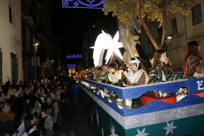 Una de les carrosses de la Cavalcada dels Reis Mags a Tarragona, l'any 2018.