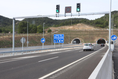 Imatge de l'entrada de la boca sud del túnel del coll de Lilla, ja obert al trànsit.