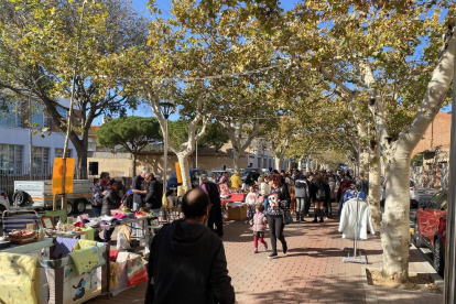 Imatge de l'ambient al Mercat de segona mà del Morell.