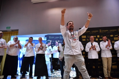 El xef de Cambrils Sergi Palacín participa a la 10a edició del concurs 'Cocinero del año'.